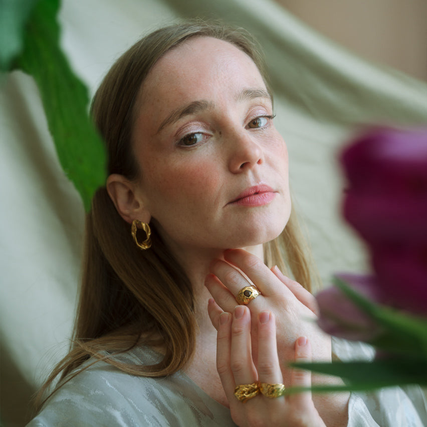 GJØVIK // Ring mit rotem Granatedelstein