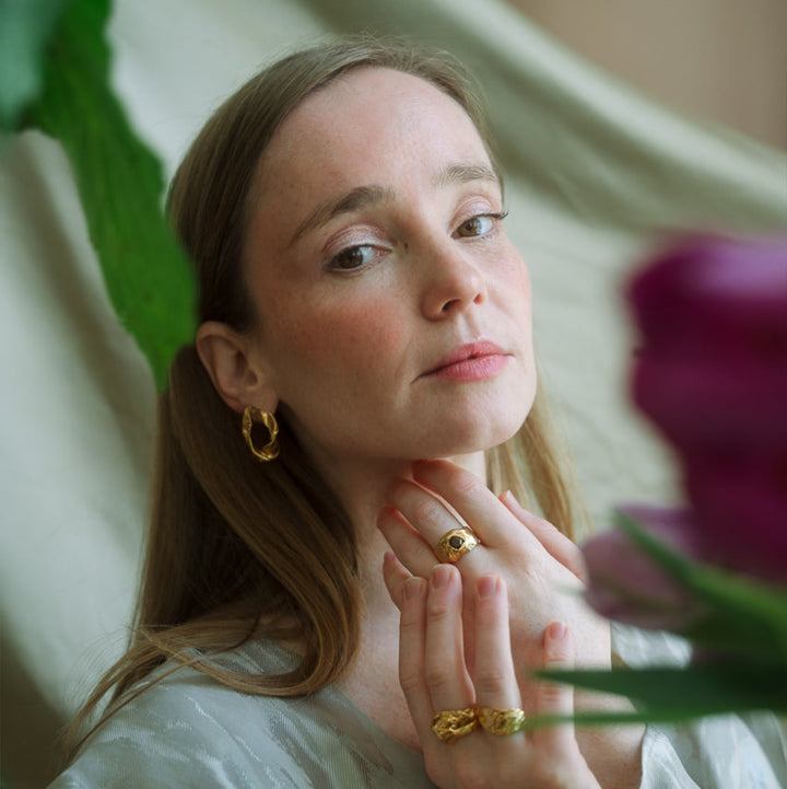 GJØVIK // Ring mit rotem Granatedelstein