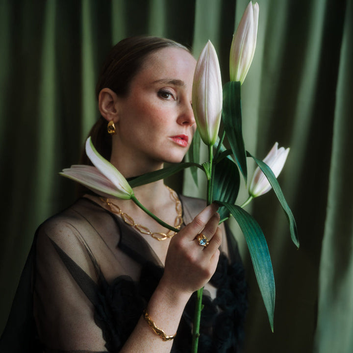 AMALIENBORG // Geöffneter Ring mit blauem Topas