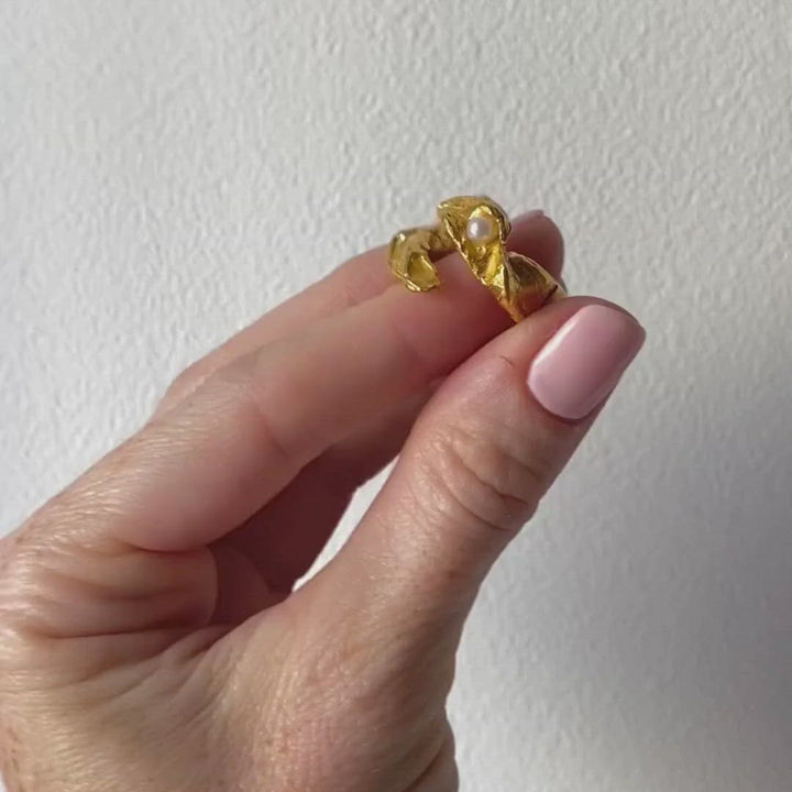 ELVDAL // Ring mit kleiner Süßwasserperle