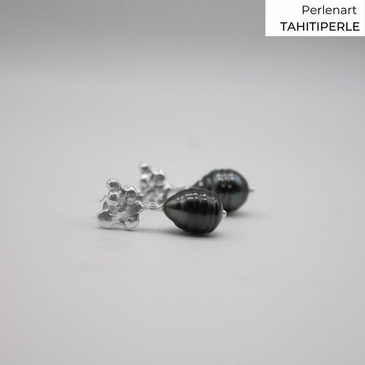 FJELLSTRAND Midnight // Silver earrings with baroque or Tahitian pearls