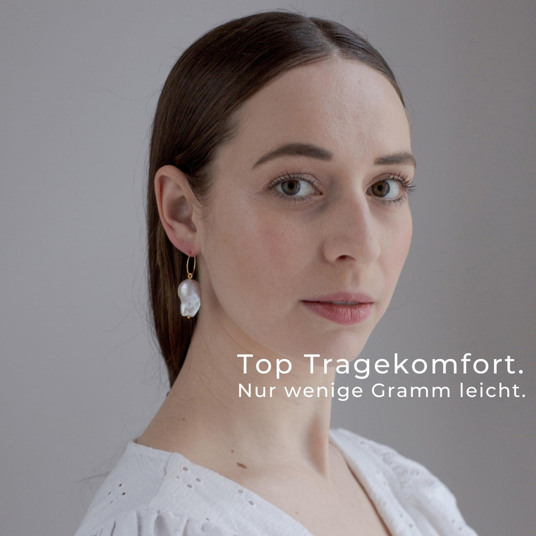 CAPRAIA // Creolen mit großen Barockperlen