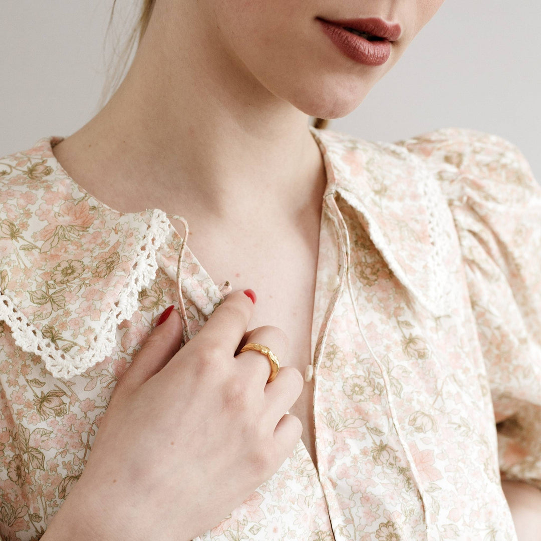 FEVIK // Ring mit organischem Twist