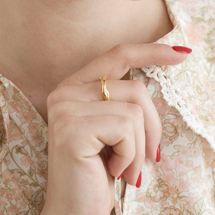 FEVIK // Ring mit organischem Twist