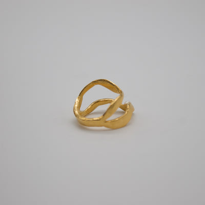FRYA // Ring vergoldet mit einer kleinen Süßwasserperle