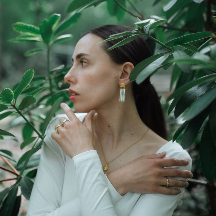 SUNDBY // Ear studs gold-plated with delicate freshwater pearls