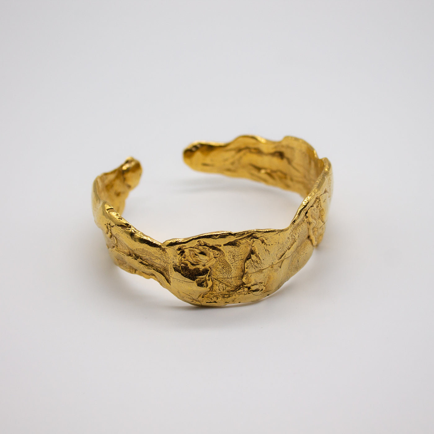 ELMELUND Bold // Gold-plated bangle 