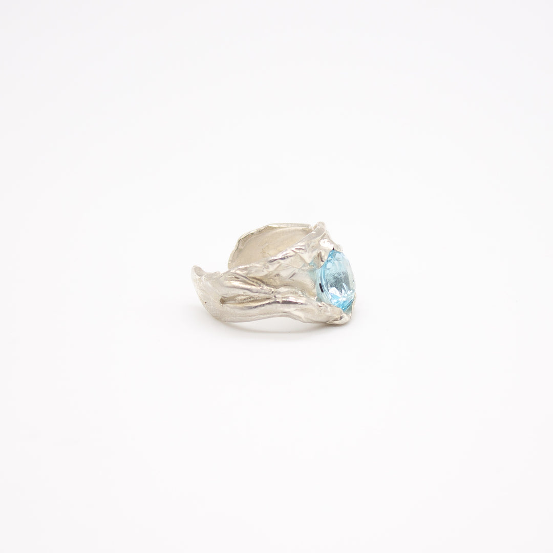 AMALIENBORG // Geöffneter Ring mit blauem Topas