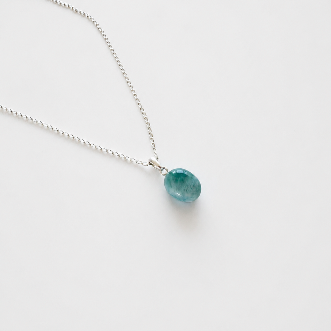 HAVLYS //  Ankerkette mit Larimar-Edelstein als Anhänger
