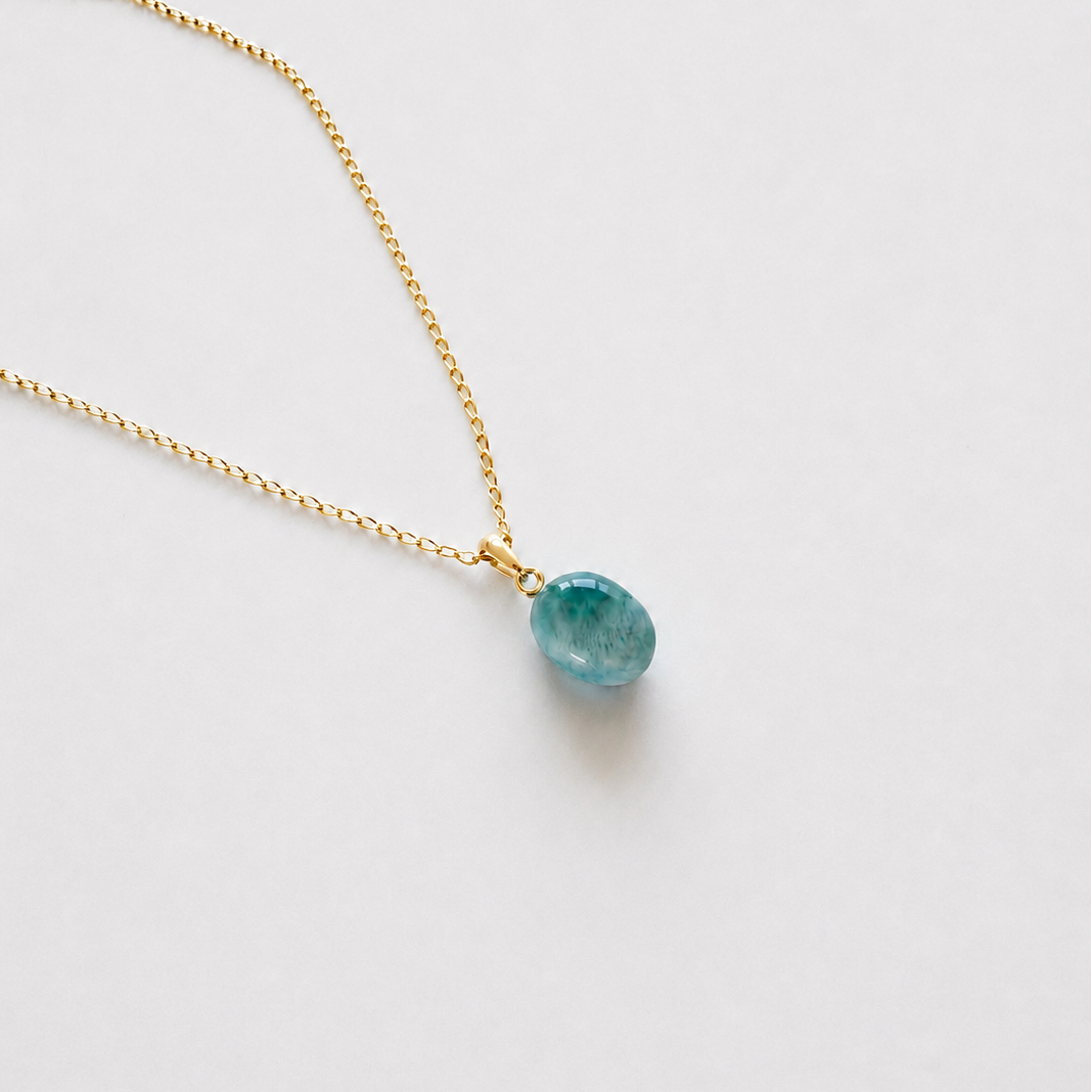 HAVLYS //  Ankerkette mit Larimar-Edelstein als Anhänger