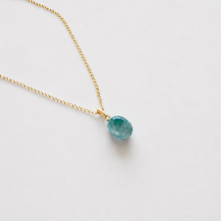 HAVLYS //  Ankerkette mit Larimar-Edelstein als Anhänger