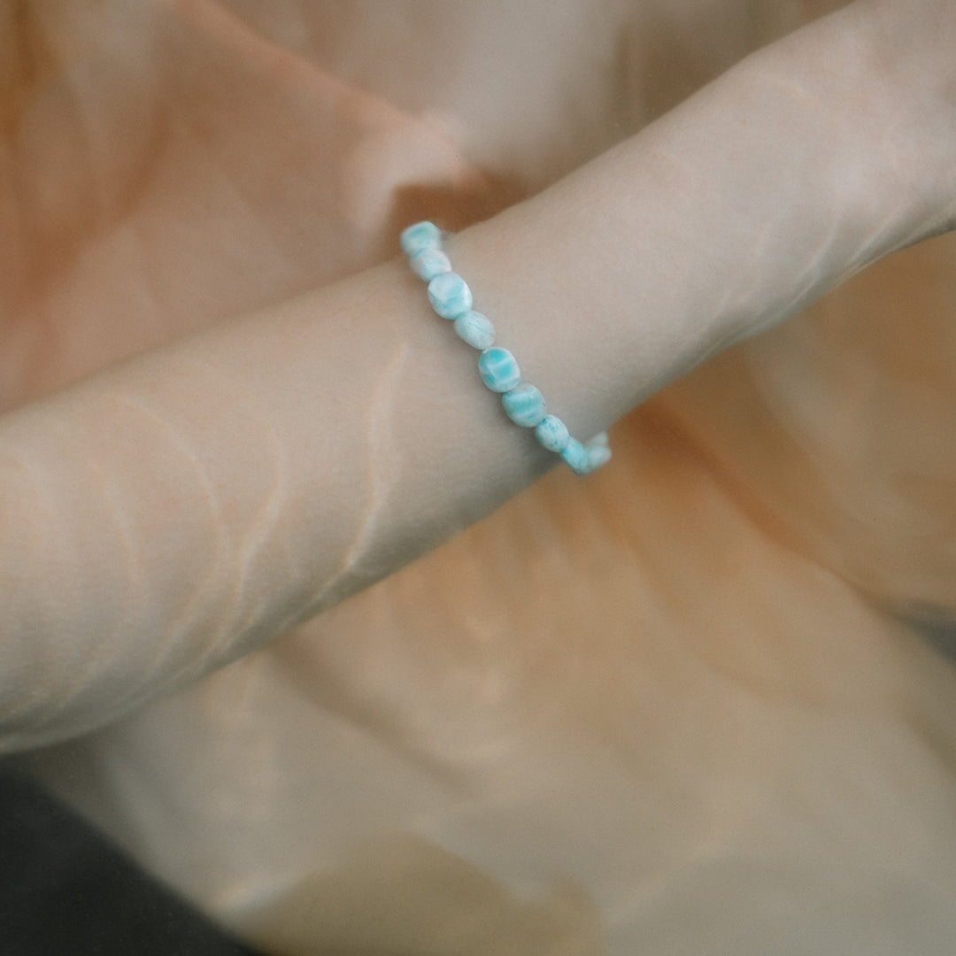 HAVLYS // Armband mit Larimar-Edelsteinen