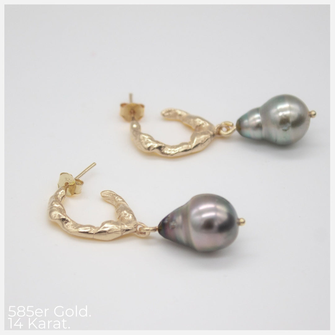 Bridal jewelry SANDEFJORD 585 GOLD (14k) // Hoop earrings with Tahitian pearl