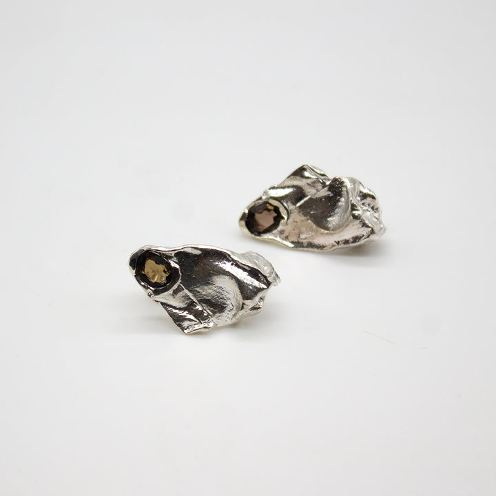 LYSÅR // Ohrstecker mit Rauchquarz