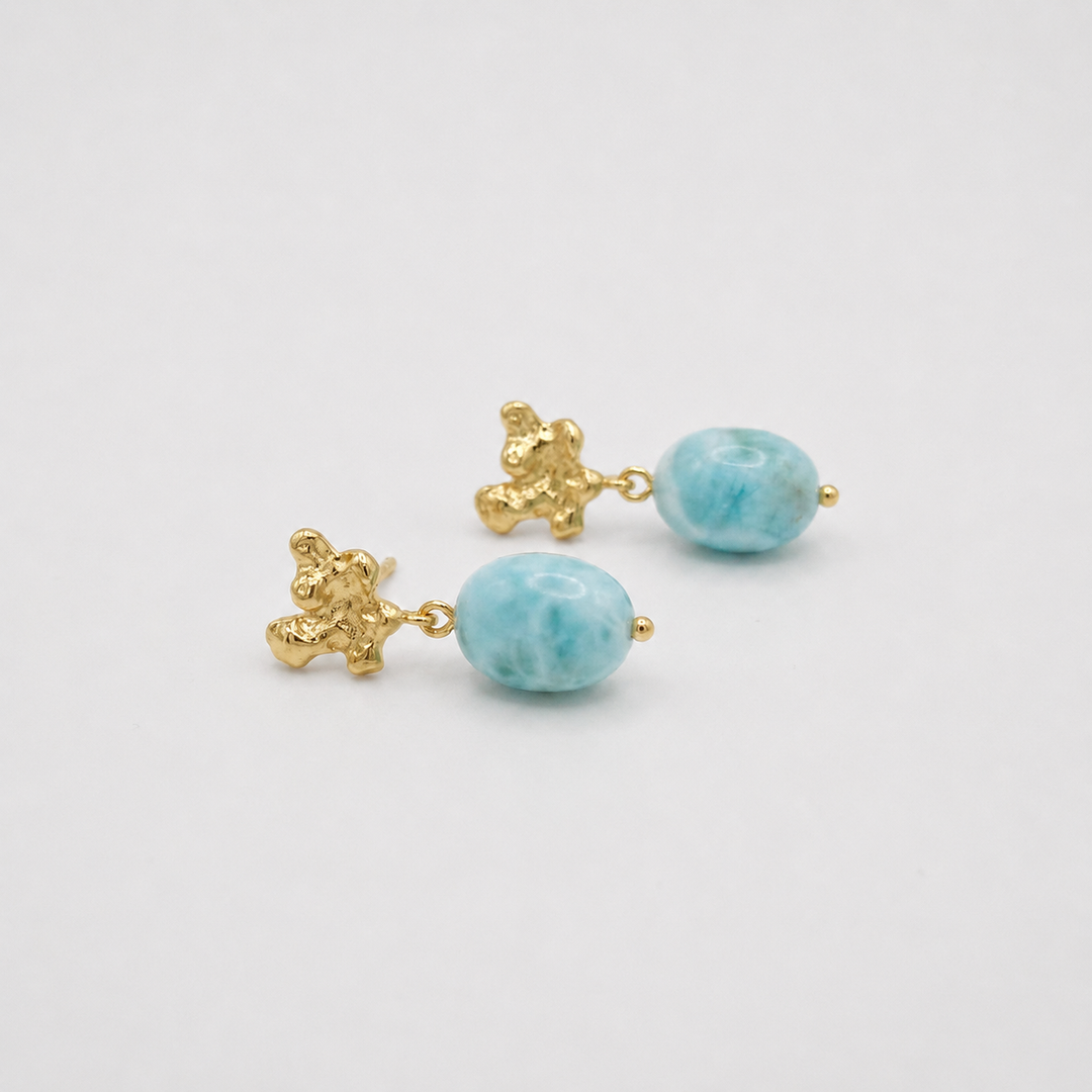 HAVLYS // Ohrstecker mit zarten Larimar-Edelsteinen