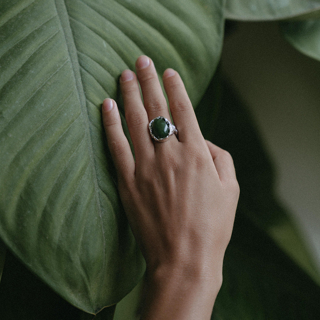 NYMÅNE // Ring mit Jadestein