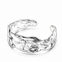 Armbänder
