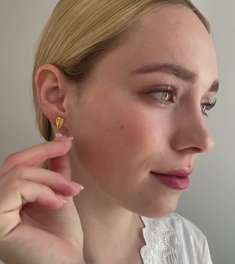 LIADAL // Ear studs gold-plated with freshwater pearls