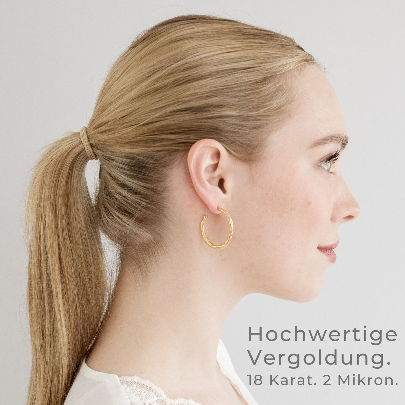 FEVIK // Large hoop earrings gold-plated