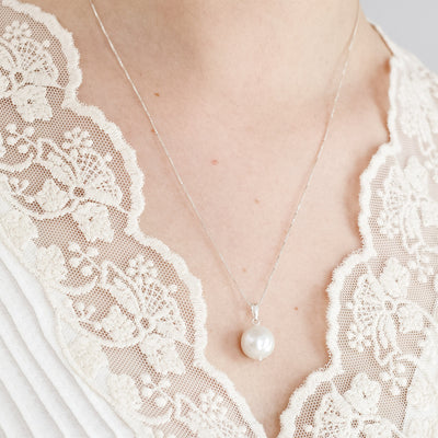 FILICUDI // Necklace in silver with a baroque pearl