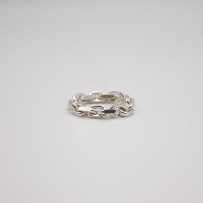 VIKJA // chain ring made of sterling silver with coarse links