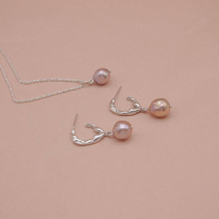 Jewelry set // MILBAKKEN earrings x SVELVIK necklace in silver