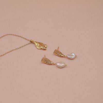 Jewelery set // LIADAL ear studs x ELVEN necklace gold plated
