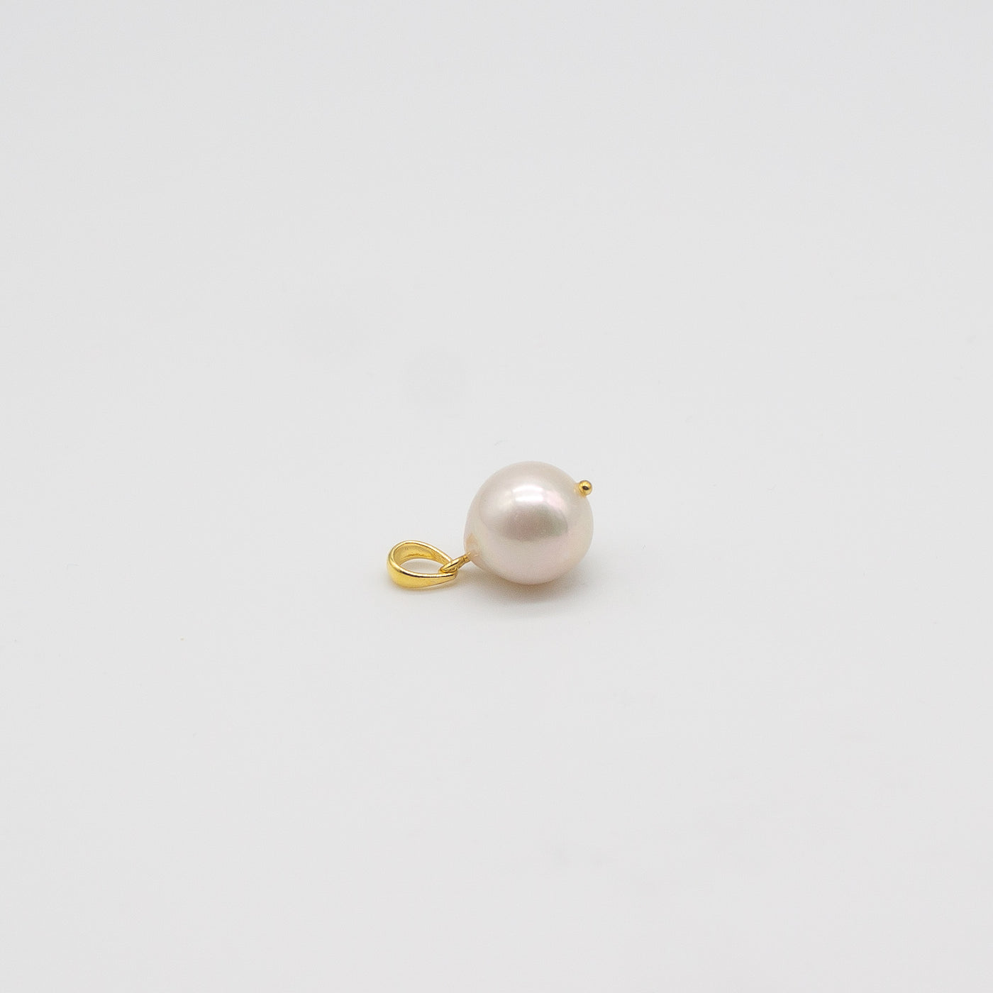 FILICUDI // Gold-plated pendant with a small baroque pearl (without chain)
