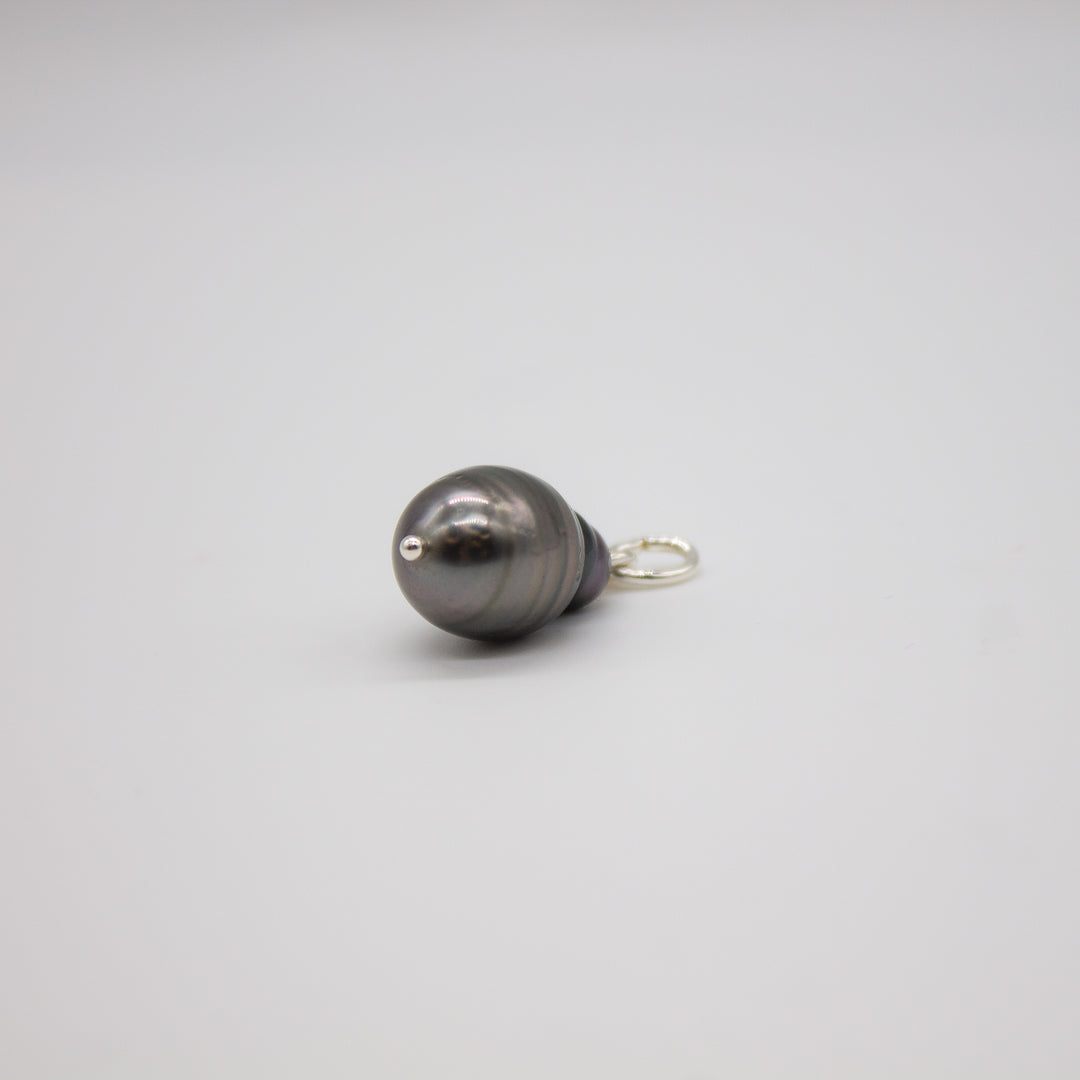 NYTORP // Anhänger aus Sterlingsilber mit Tahiti-Perle - CONTESSA BERLIN