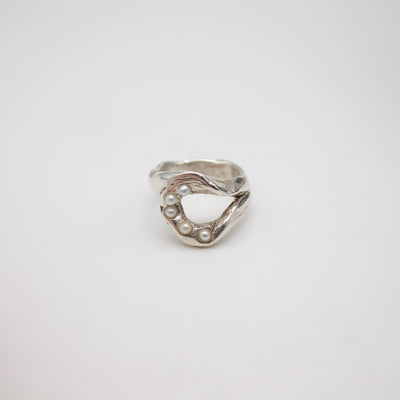 KONGELUND // Silver ring with 5 fine freshwater pearls