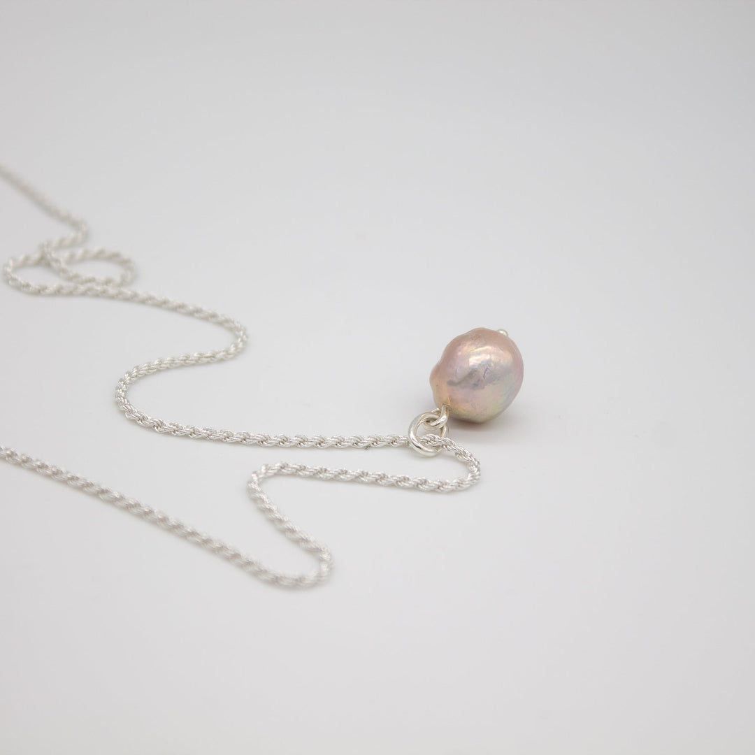Jewelry set // MILBAKKEN earrings x SVELVIK necklace in silver