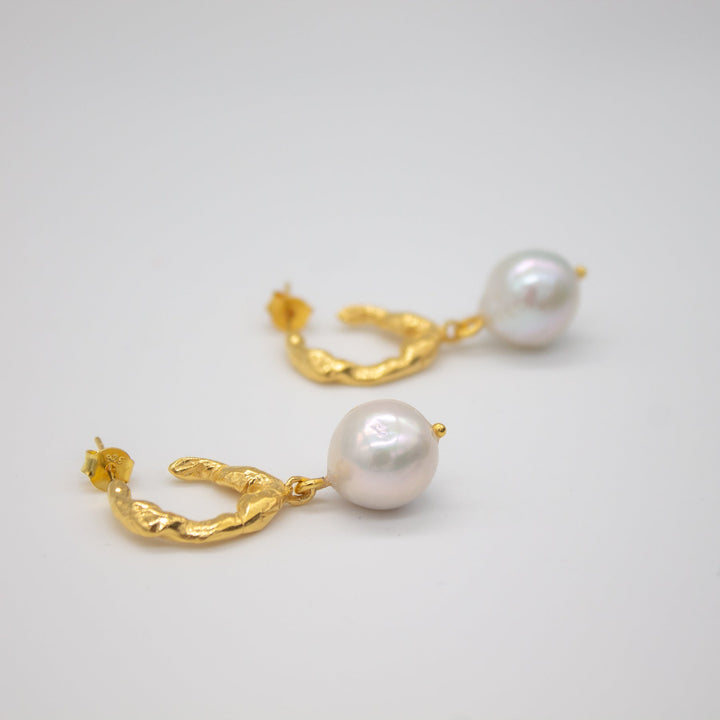 Jewelry set // SORVIKA earrings x FILICUDI necklace gold plated